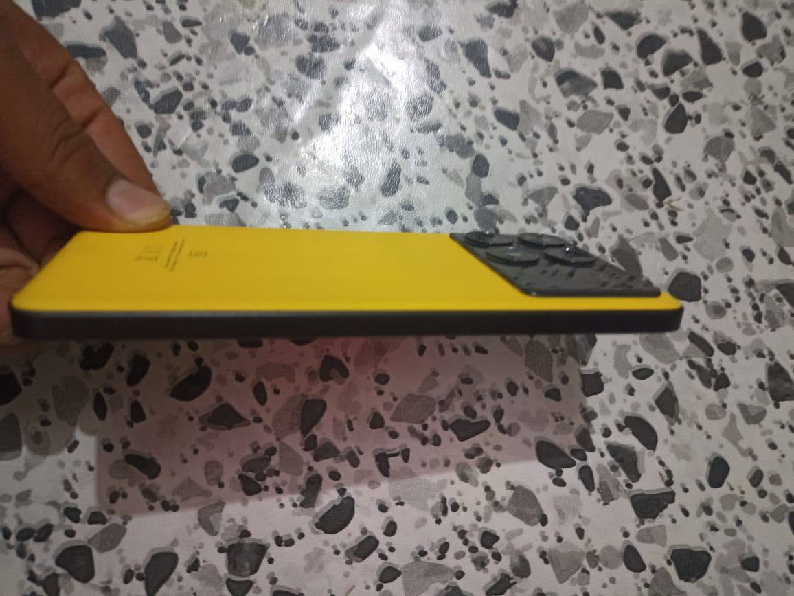 سلام عليكم بوكو X6 برو ذاكره 256 مكفول  شرط عشوائيه 12 معالج 8300 سناب دراكون 120 فريم ببجي الاستفسار ***********
