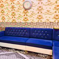 قنفات للبيع شرط النظافة 7 امتار سعرة 300 وبي مجال  07709123147