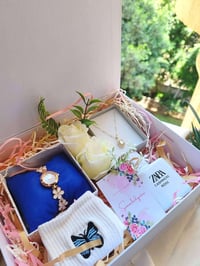 حسب الطلب • هدية لأخته • بسيط