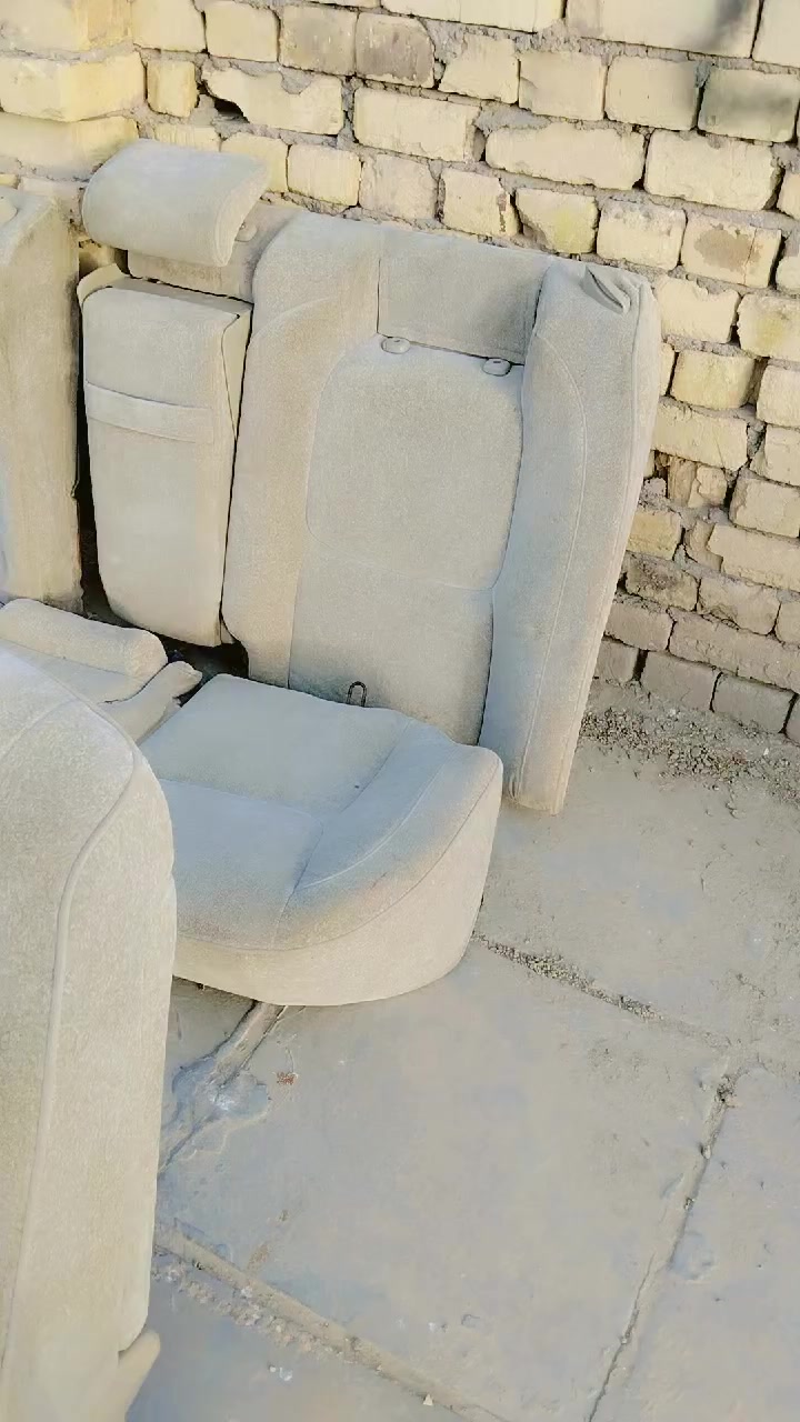 سلام وعليكم كشنات للبيع نضاف كلش مكاني ناصريه مركز الشراي يتصل ويدلل ***********
