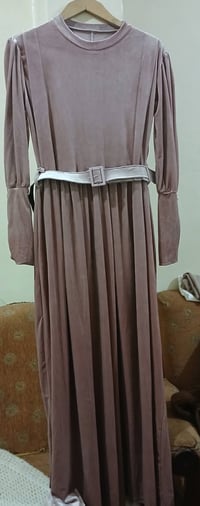 ملابس • مقاس ٤٢ • مقاس ٤٤