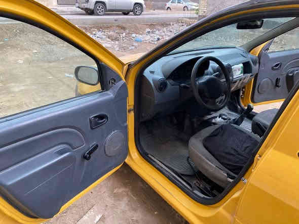 السلام عليكم 
رينو لوكان 2009 رقم بغداد 
السعر 32 وبيها مجال 
المكان: بغداد الجديده حي الخليج مقابل النعيريه
للأستفسار:***********
               ‭0785 784 3205‬
