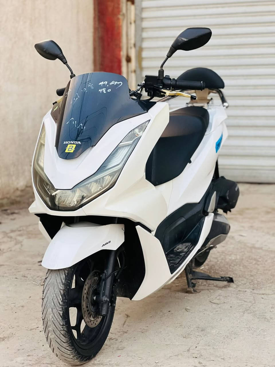 السلام عليكم
جيل رابع  2022  PCX

وارد كوري

كفاله عامة

اللون ابيض  صدفي  شذرة

حساس ازدحام

سبايدر اصلي

زوج تايرات مشلن اصلي

المكان بغداد المعامل   حي النصر

للاستفسار ***********  متواجد واتساب
