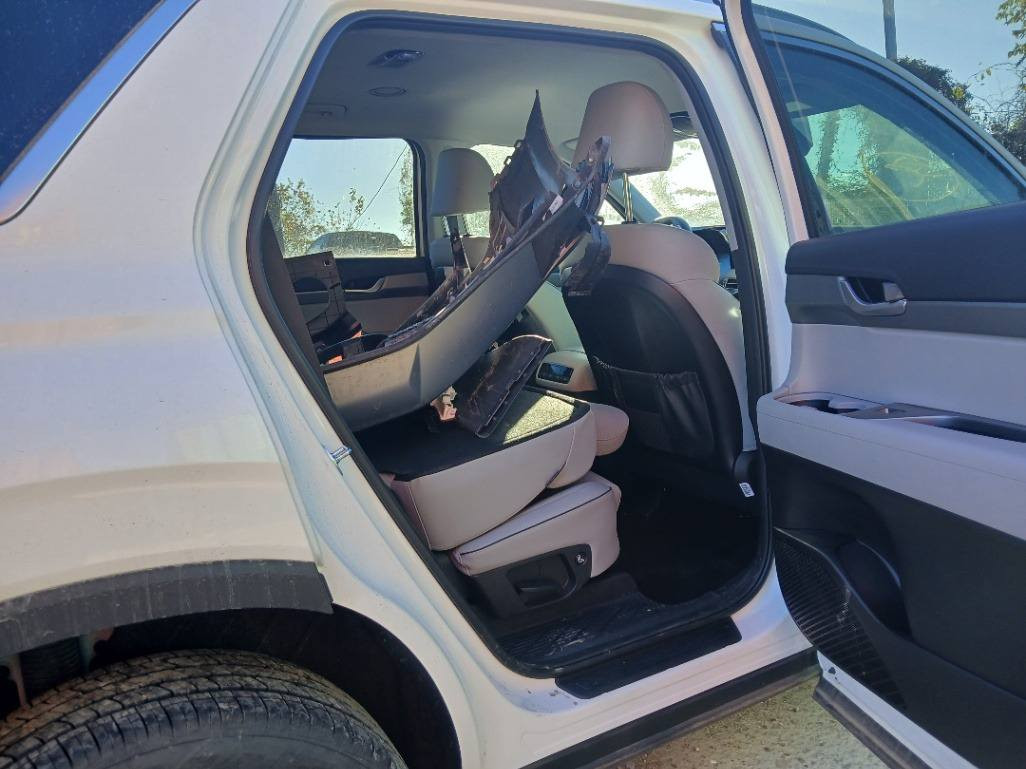 أللهم صلى على محمد وآل محمد 🧿 
جانب من صور تخزين الشركه 
ألف مبروك لصاحب السياره تستاهل كل خير بالتوفيق 🌹
طريق السلامه يارب 🙏 
مكتب الحسناوي لتجارة السيارات الامريكيه والكنديه عنوان بابل قضاء الكفل مجاور دائرة أحوال الكفل مقابل صيدليه الشهد 🌹 
*********** وات ساب 🇮🇶
