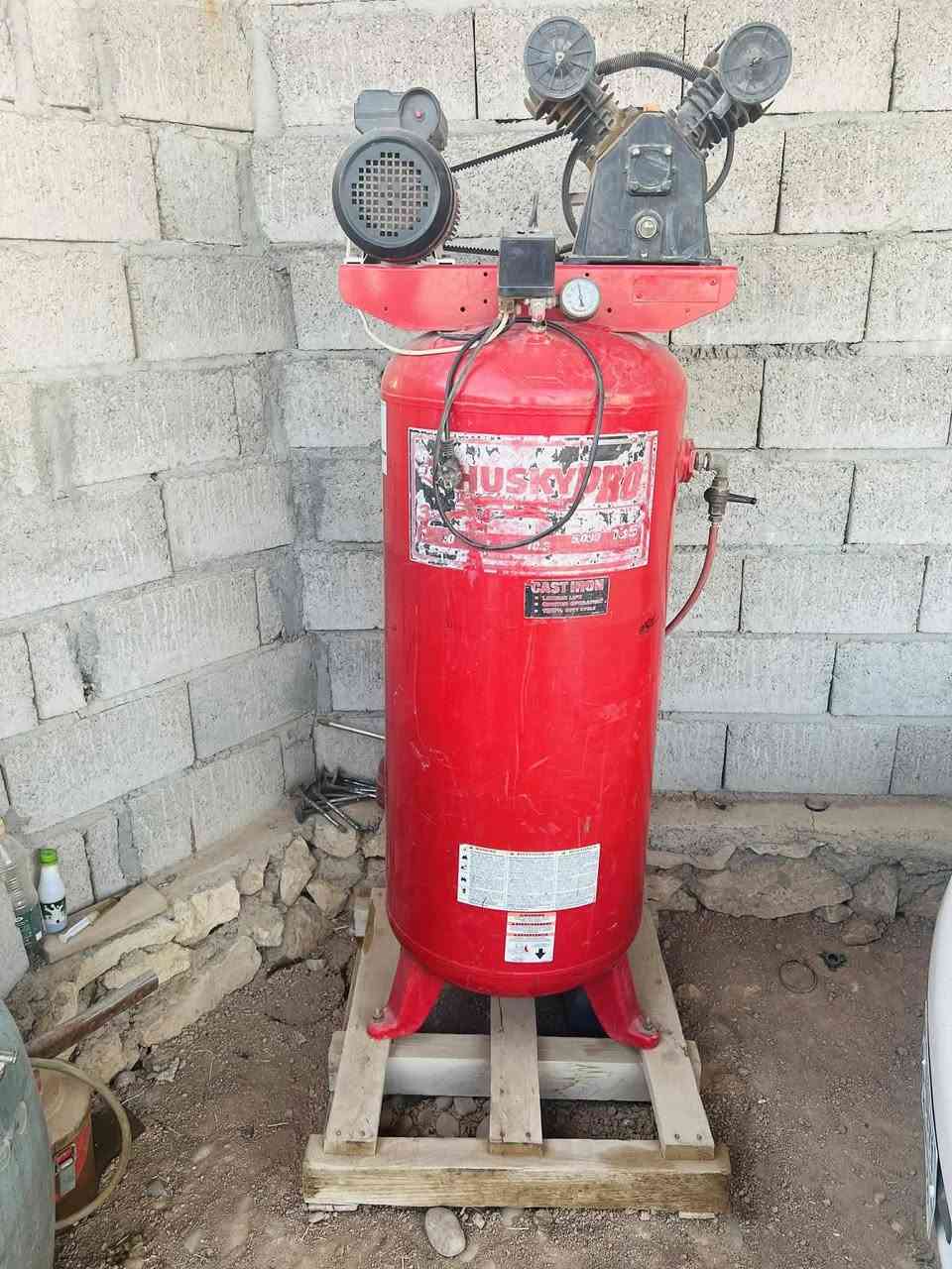 السلام عليكم
للبيع
هوزن  /   ٥٠
محجل   /  ٧٥
بطا هواء / ٣٥٠
***********٩
