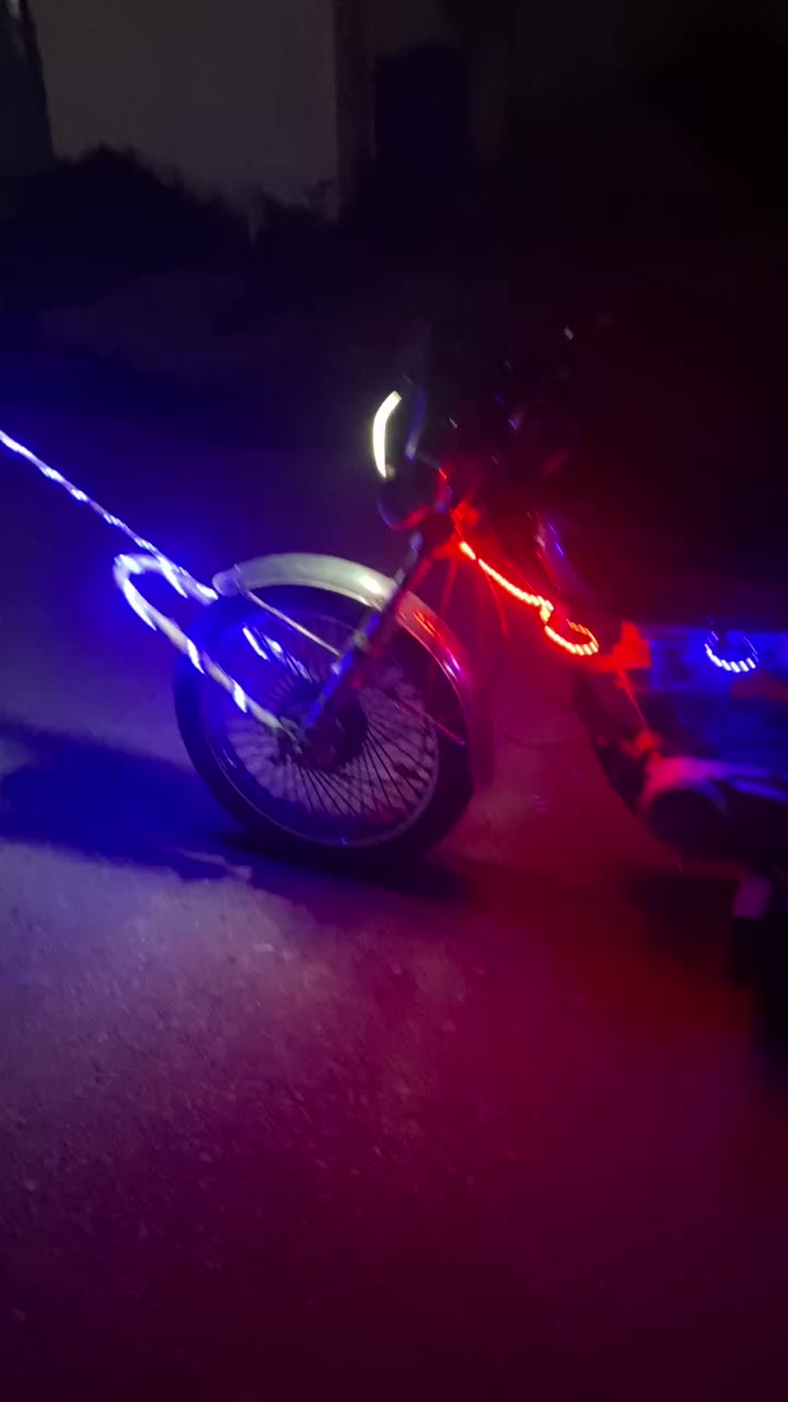 سلام عليكم تايكر للبيع موديل ٢٠اوراق كاملة سعر ٣٠٠ بيه مجال للشراي موقعي بعقوبة الرحمة للتواصل ‭٠٧٨٢ ٥٧١ ٤١٠٠‬ او انستا موجود أؤر
