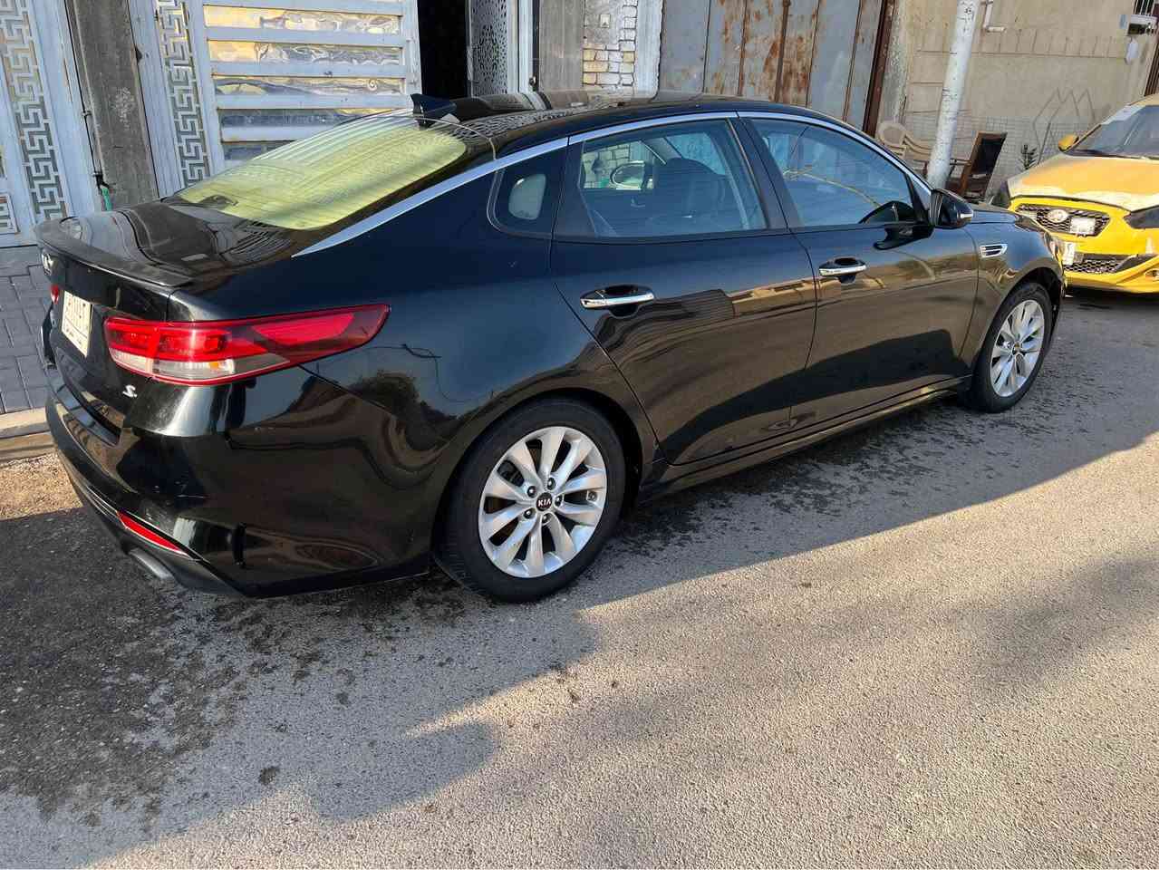 اوبتيما وارد امريكي موديل 18 بغداد بسمي سنويه جديده ل31 بيهه صبغ ربع البنيد وطلقه بل قماره ماعابره السعر 125 وبيها مجال اتصال *********** البصرة, العراق
