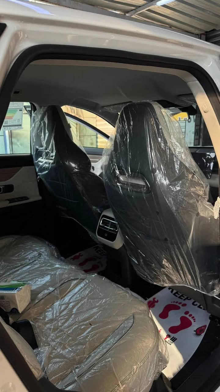 للبيع سيارة مجموعة جيتور/ سونيست فول S06 
 ✅ الموديل 2026
✅اللون ( ابيض ) 
✅استيشن عالي 
✅الكير اوتوماتيك 
✅ المحرك 1500 
✅ الوقود بنزين وليس هايبرد اقتصادية جدا ً 
✅جديدة مايسة الف ونص فقط لاغير 
✅ الرقم يكون بغداد كاملة المعاملة فقط تحول مباشر باسم المشتري وتصدر السنويه باسمه والرقم مخصص وحلو جداً 

ملاحظة: السيارة باسمي تحويل مباشر باسم المشتري 

🌱 الغرض من البيع للدراسة دراسات عليا 
للتواصل واتساب فقط / ***********
