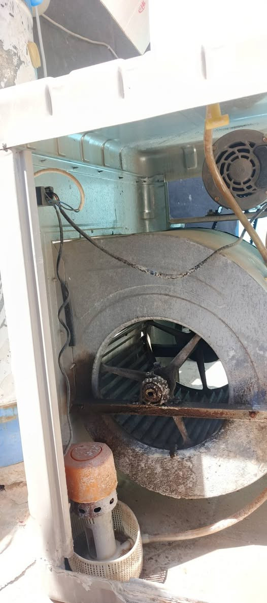 مبرده جنرال الأصلية حجم ثنين ونص للبيع بسعر مناسب عنوان كربلاء كنطره السلام ***********
