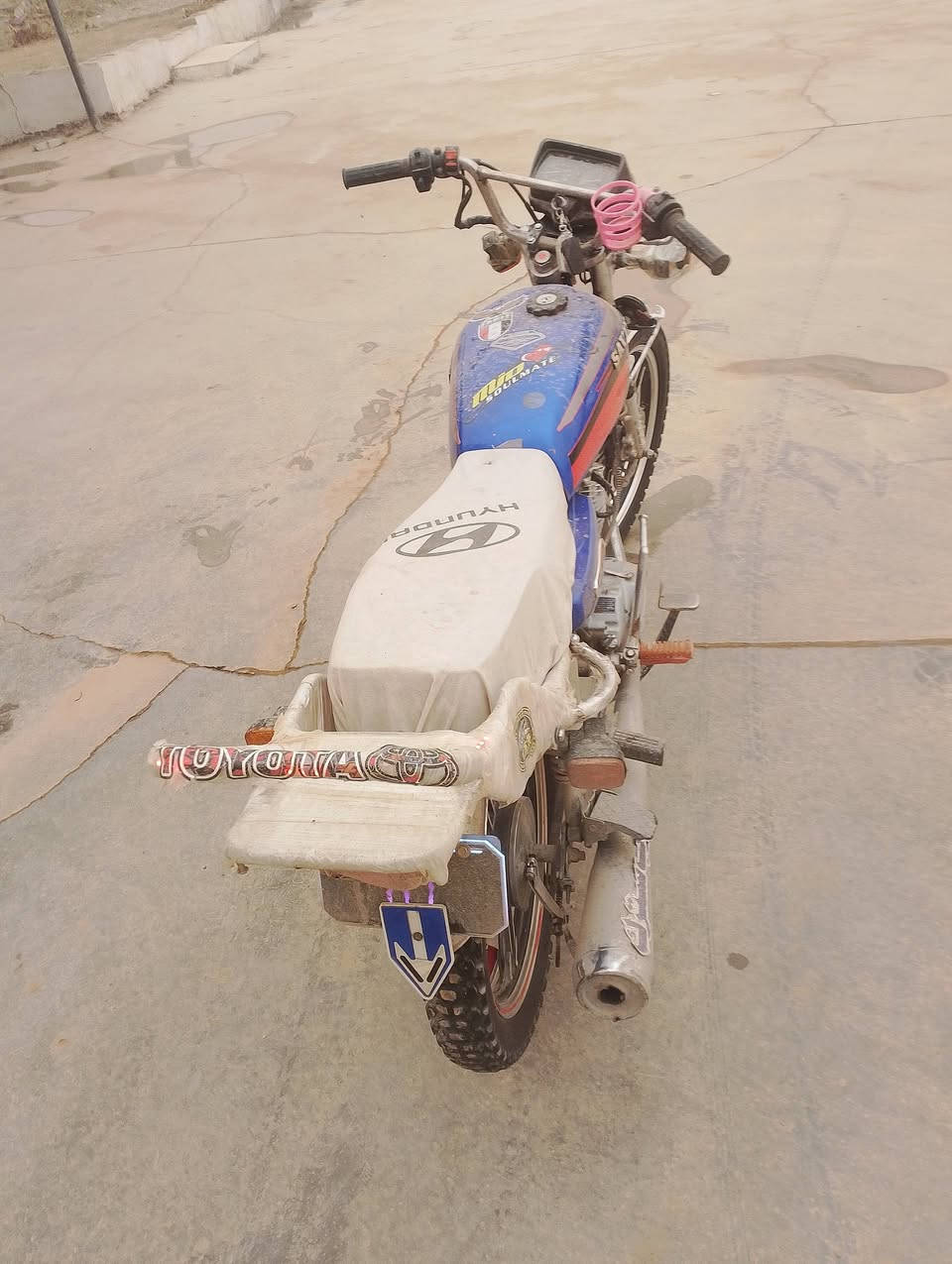 سلام عليكم دراجة سيفان البيع او امراوس
اوراق كاملة كهرباءيات كاملة دبلات جديد سلف بصمات اثنين اسويج تشغيل عن بعد اشاير تيرات جدد مازدة دشبول كولة جديد السعر 425اوبيهة مجال العنوان اديالى شهربان اتصل ***********
