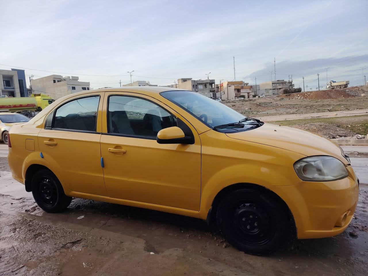 السلام عليكم افيو 2009 السياره بسمي بدون ضرر گير ومحرك شرط رقم ديالى انگليزي مصفره هيئه وغرمات السياره حلوه حيل السعر 55 وبيهامجال العنوان الموصل مشيرفه الثانيه *********** اسيا***********
