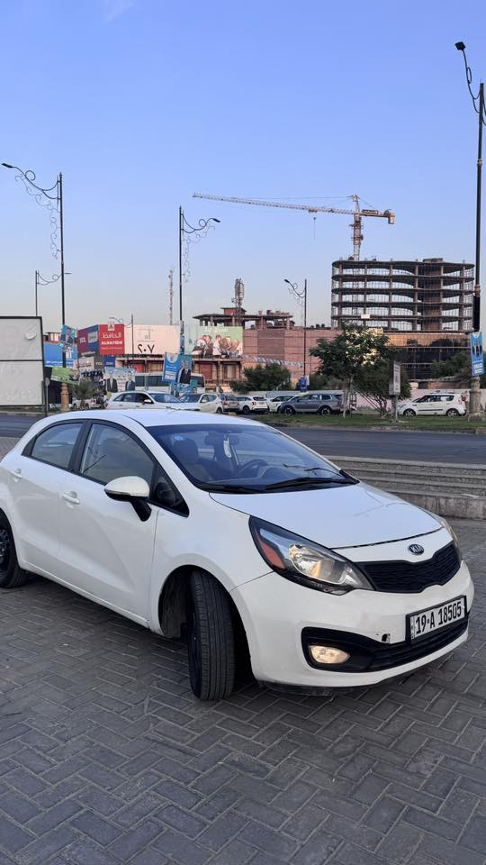 السلام عليكم.                                                                     ريو 2014 خليجي للبيع مكانها كربلاء                                                                       ممشاها 112 الف قابل للزيادة السيارة نظيفة و تخبل بيها 3 قطع فقط الباقي كير مكينة مكفولات سعرها 85 و بيها مجال بسيط للاستفسار ***********
