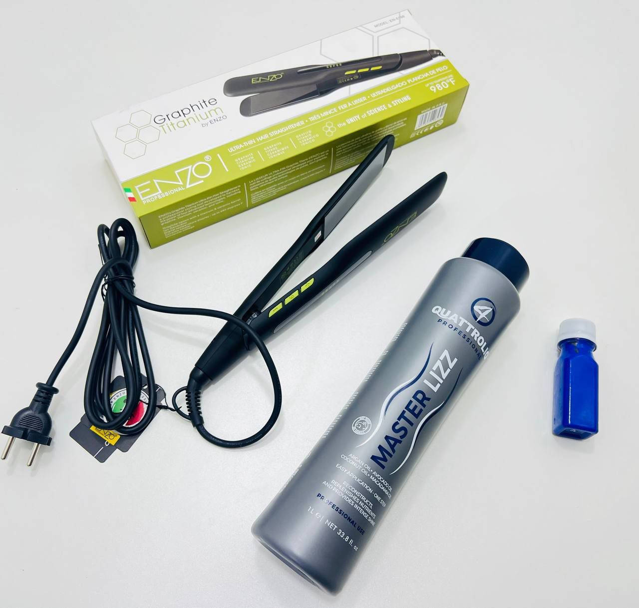 ✨🔥 عرض التنعيم الاحترافي 🔥✨عرض تسريح  الشعر سرحي شعرج ع العيد بالبيت😌😌
تعبتي من الشعر المنفوش  استخدمي  هذا معالج ومسرح 
هسه الحل ويا معالج كواترول MASTER LIZZ الأصلي 😍💙
🔹 معالج كواترولو MASTER LIZZ
معالج احترافي غني بالكيراتين والبروتينات، يساعد على:
✔️ تنعيم الشعر وتقليل النفشة
✔️ تقوية الشعر الضعيف والمتضرر
✔️ تقليل التقصف والتكسر
✔️ يمنح لمعان ونعومة واضحة من أول استخدام
🔹 كاوية الشعر اينزو مكواة ENZO الاحترافية
حرارة ثابتة لفرد أسرع ونتيجة أدق ✨
🔹 كاوية شعر حرارية تعمل بدرجه حرارة تصل الى 980 درجه 
تسوي الشعر حرير تفيد لكل أنواع التسريح 
اقوى واعلى درجه حرارة 

كاوية و50 ملم من مسرح كواترول 

بسعر :40 الف بدل 50😳 توصيل بغداد 4 محافظات6 

كاوية و 100 ملم من مسرح كواترول 

بسعر 50 الف بدل 60 الف😳

توصيل بغداد 4 محافظات 6

كاوية و150 ملم بسعر 
60 الف بدل 70💃💃

كاوية و200 ملم 
بسعر 70 بدل 80


**إذا كنت صاحب هذا الإعلان وتريد حذفه لأي سبب، رجاءا أرسل رسالة إلى الدعم الفني**