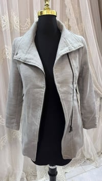 الاسعار ع ٥ الاف للحجز ٠٧٧٢٩٣٣٤٥٧٤