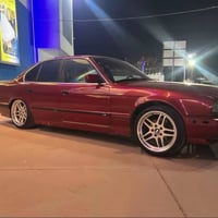 بي إم 520 سعرها45ورقه  عليها مليوان و٣٠٠الف غرامه ينزله من سعرها بعد م...