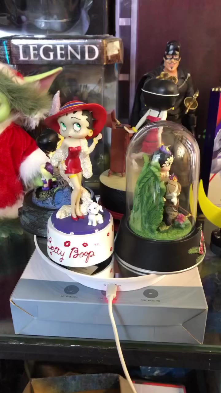 السلام عليكم متوفر للبيع 💯
يوجد خدمة توصيل 🚚


**إذا كنت صاحب هذا الإعلان وتريد حذفه لأي سبب، رجاءا أرسل رسالة إلى الدعم الفني**