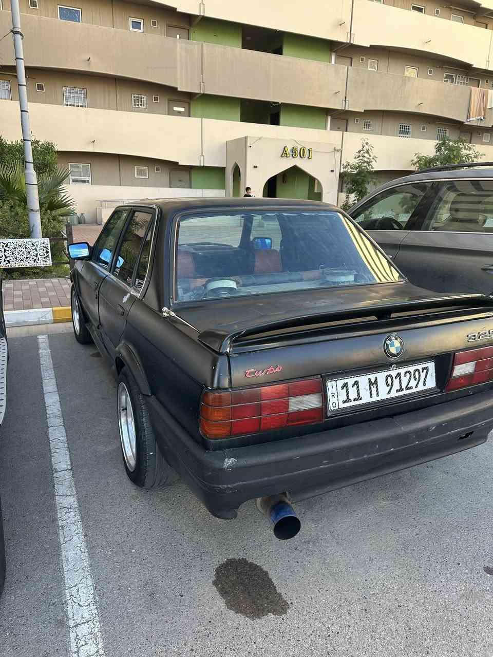 من رخصت صاحب الكروب بي ام زعره 325 للبيع محرك وكير ونجي تيوته لا تنقيص ولا تبخير وياله تو سايز. هارتج سماعات صالنصه اج كي اس  صرفه حلو تبريد شغال رقم الهاتف ***********  سعر السياره 33 وبيه مجال للغالين رقمه بغداد باسمي
