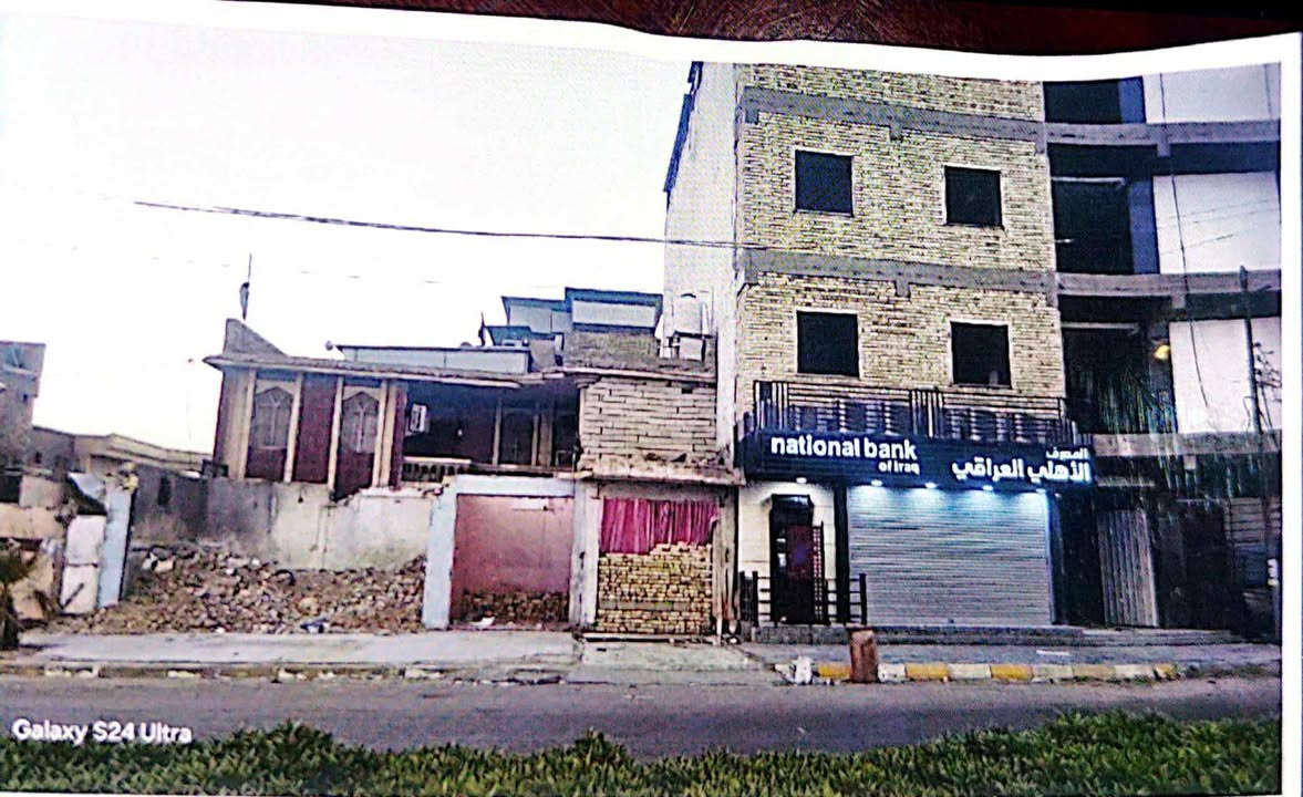 بيت للبيع 300م ركن الموقع الكفائات مجاور المصرف الاهلي الاستفسار ***********
