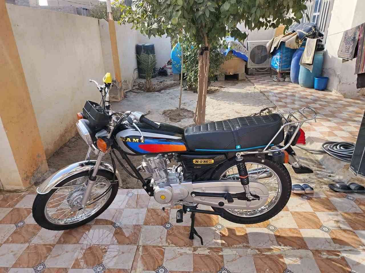 شنو اليوم 
نامه 27للبيع 
حجي الدراجه بعدها. زيرو 
مبدل دهن بس مرتين 
حجي فول شلعه ومعدل 
يعني خير من الله 
خروج قبل شهرين 
بيها اربع اوراق 
العنوان.     كنعان 
السعر بلاششششش ب 825 يعني فول 
رقم الهاتف     ***********
