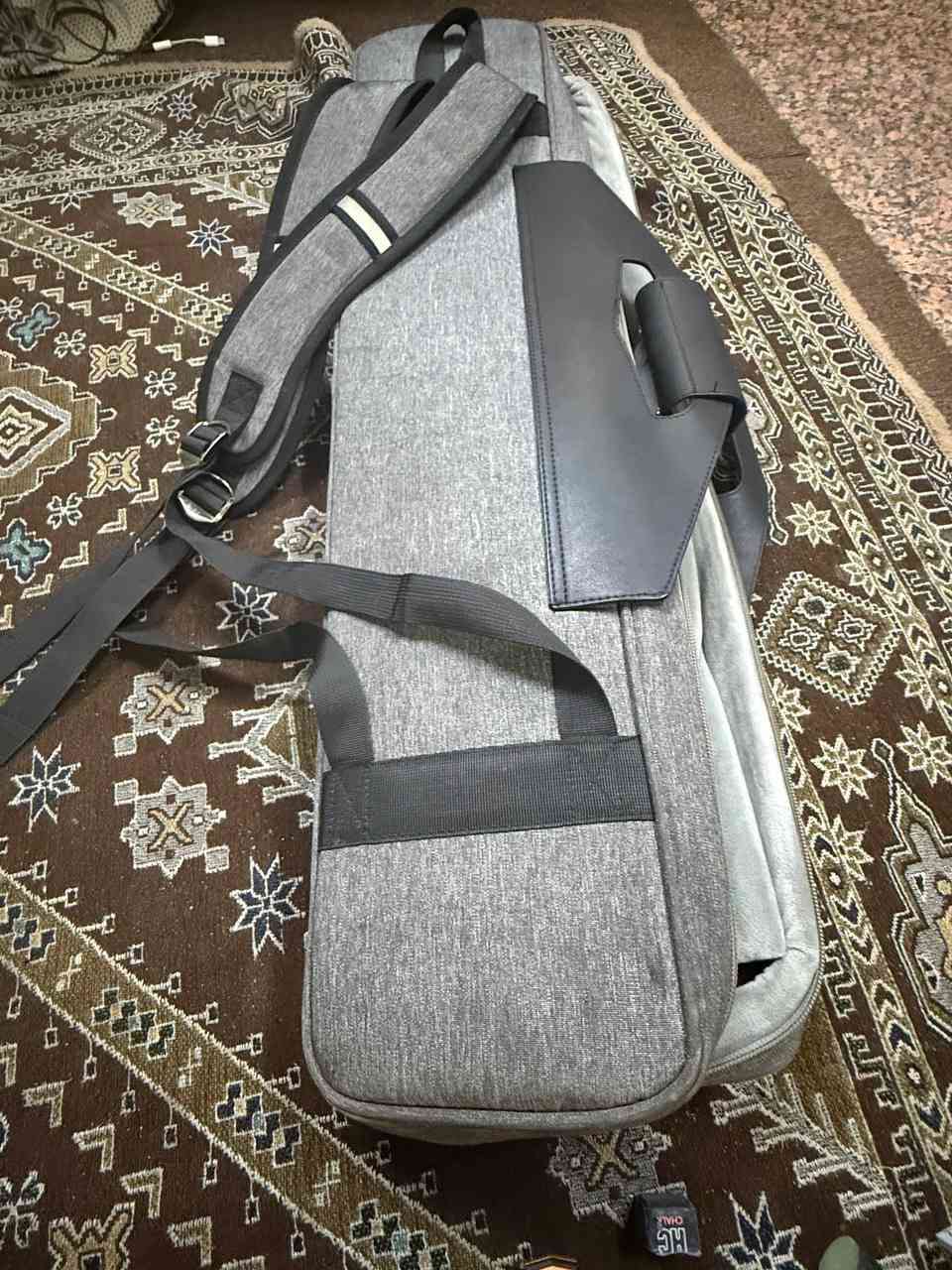 اكيوب اكيوتك لبيع سعر 300 وبي مجال جنطه 4/4 لبيع سعر خمسين جديده جوك تومي سعر 25 جوك جوزي وحمال سعره 15 قفل رقم ***********  تواصل
