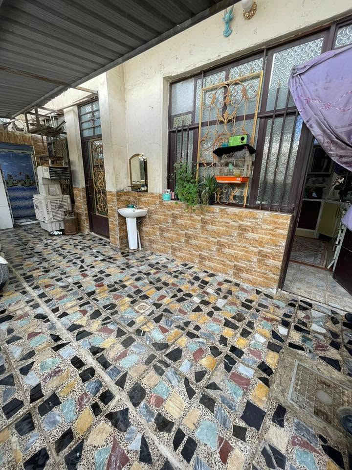سلام عليكم بنايه للبيع م 128  زراعي 25 بلديات شارع حسينيه سيد صلاح  محلات وبيت مكتب عقار ابو مصطفى البديري ‭ 📞***********‬
