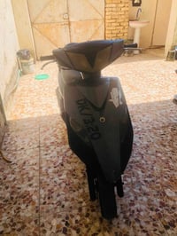 ماكس ثعلب • ياماها ماكس ثعلب • دراجة نارية يابانية • دراجة ماكس • دراج...