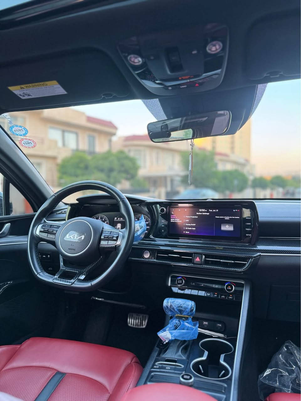 سلام عليكم
Kia k5 gt line 1.6 torbo
275hp
نضام الدفع امامي
موديل 2022

ماشيه 43 الف ميل

فول مواصفات 
بصمه تشغيل 
بصمه دخول بابين ذكيه صندوق ذكي 
بانوراما فتحتين 
رادار امامي 
كامره بالجامه تحديد المسار 
رادارات خلفيه نقاط عمياء 
اشاير بالمري وتدفئه بالمرايه 
6 عدسات اماميه 
لد نهاري برتقالي 🟠
بلوجكترات اماميه 
لد لخلفي مسطره 
ويل حجم 18 
شاشه كبيره تحكمات القياده من داخل الشاشه
كشنات جلد اسود 
كشنات كهرباء 
تدفئة كشنات 
تدفئة ستسرن 
ستيرن حرف D رياضي كاربون 
نفكيشن 
اوتو هولد 
سايد بريك دكمه 
شحن لاسلكي 
مع مخارج شحن جارج فاست تدعم ابل كار بلي واندرويد اوتو مع منافذ شحن خلفيه 
داخل احمربالكامل 

 ***********

السعر185$ وبيه مجال بسيط السليمانية, العراق
