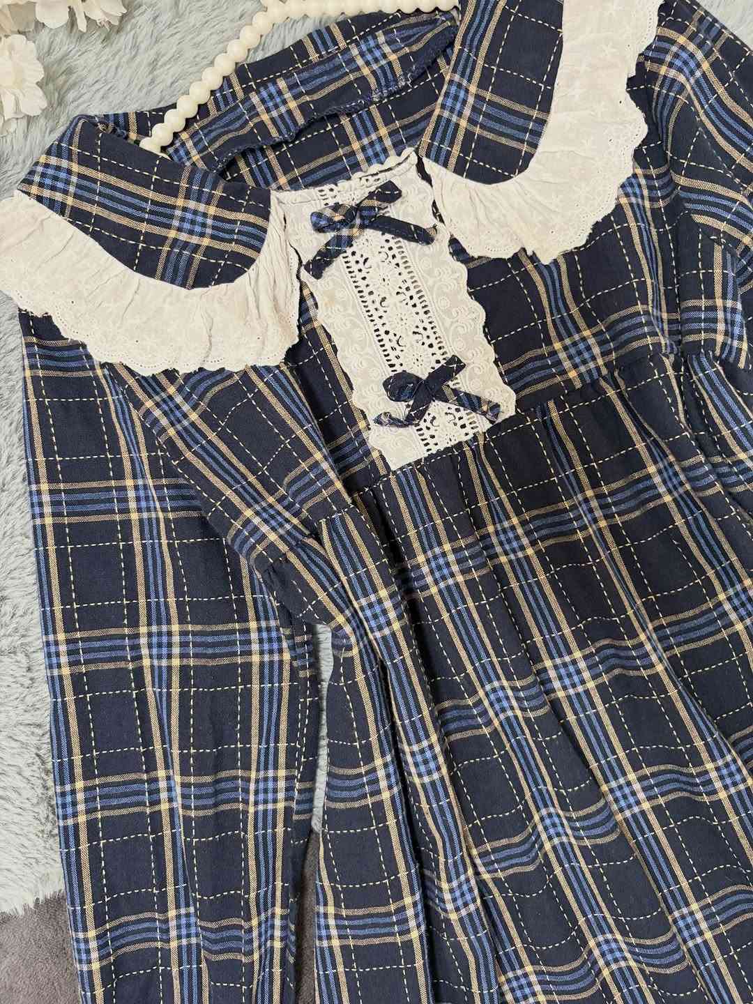 دشداشة فنتچ كاروهات باللون النيلي 
الخامة قطني 💙
القياسات m,L,xl

#اكسبلورر  #اكسبلور_فولو  #اكسبلور  #اكسبلورexplore  #اكسبلور_explore


**إذا كنت صاحب هذا الإعلان وتريد حذفه لأي سبب، رجاءا أرسل رسالة إلى الدعم الفني**