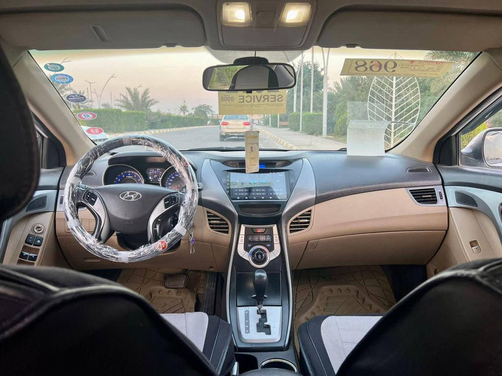 يا الله سلام عليكم
سعر مناسب جدا 84 وبيه مجال

الانترا 2012 خليجي رقم سليمانيه دولي رقم جديد سنويه جدیده هزه جدیده سیاره کليل مكفوله كفاله عامه من الصبغ

والتبديل والخدوش وخيره من الله ما به نقص برغي جاهزه

من كلشي

كير / محرك / تبريد / صدر خلفي امامي / تخم تاير / تخم ويل

کب / دوشمه كله بلشرط

مواصفات

1800 محرك

أشاره بلمرايه

شاشه + کامره

كشن جك

داخل عسلي

حساس خلفي

تخم ويل كب كروم

4 دسك

بلاجكتور بلادي

کیر 6 نمر

يدات نيكل

جرس تنبيه سرعه

قفل مركزي

تحكم مرايه جانبي

وبعد بيه هواي مواصفات السعر المطلوب 84 وبيه مجال

هذا رقمي للتواصل الي يراسلني فيس او ماسنجر ما ارد ***********
