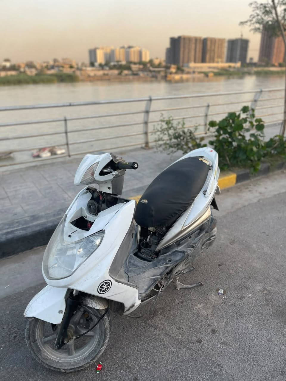 بله زحمه عليك اقره المنشور كامل وتواصل ويايه🌷
____________________________________
السلام عليكم دراجه سكنس فحل نوزل عرقجين الدراجه اصوليه مكمركه قسم من اوراقهه موجود وقسم ضايع بس كمل الاوراق ورقم  الدراجه بيهه ..نقوصات.. جيب فيتر تجي تفحص وتاخذه من باب البيت {السعر مليون و 300} وبيهه مجال للأستفسار *********** وهذه الرقم الثاني *********** موجود واتس بل رقمين العنوان بغداد الكريعات  فدوه اروح لك اذا مو شراي لتعبني و بل عافيه عل ياخذه🌹
