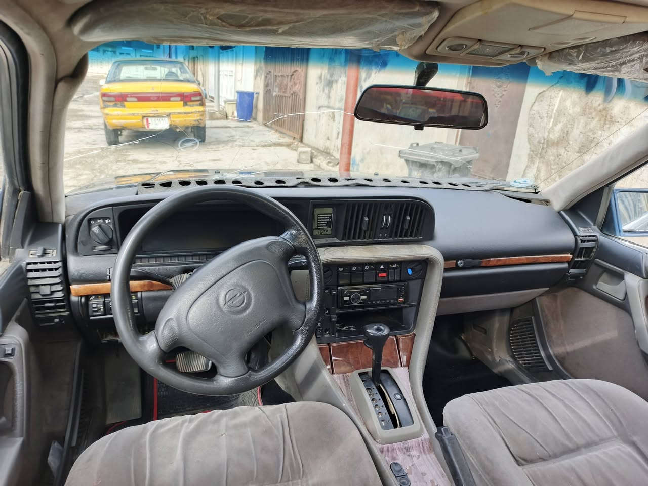 سلام عليكم  للبيع ومراوس موديل1991 محرك 3000مسكر كير محرك حاويه شرط غرفته جديد ابطاين جدد +دشبول كامل جديد + كيج الاكتروني +صدر جديد +كهربائية كله شغال كله عل بلاد رقم كركوك شرط تحويل سعر 40بي مجال رقم هاتف *********** مكاني كركوك
