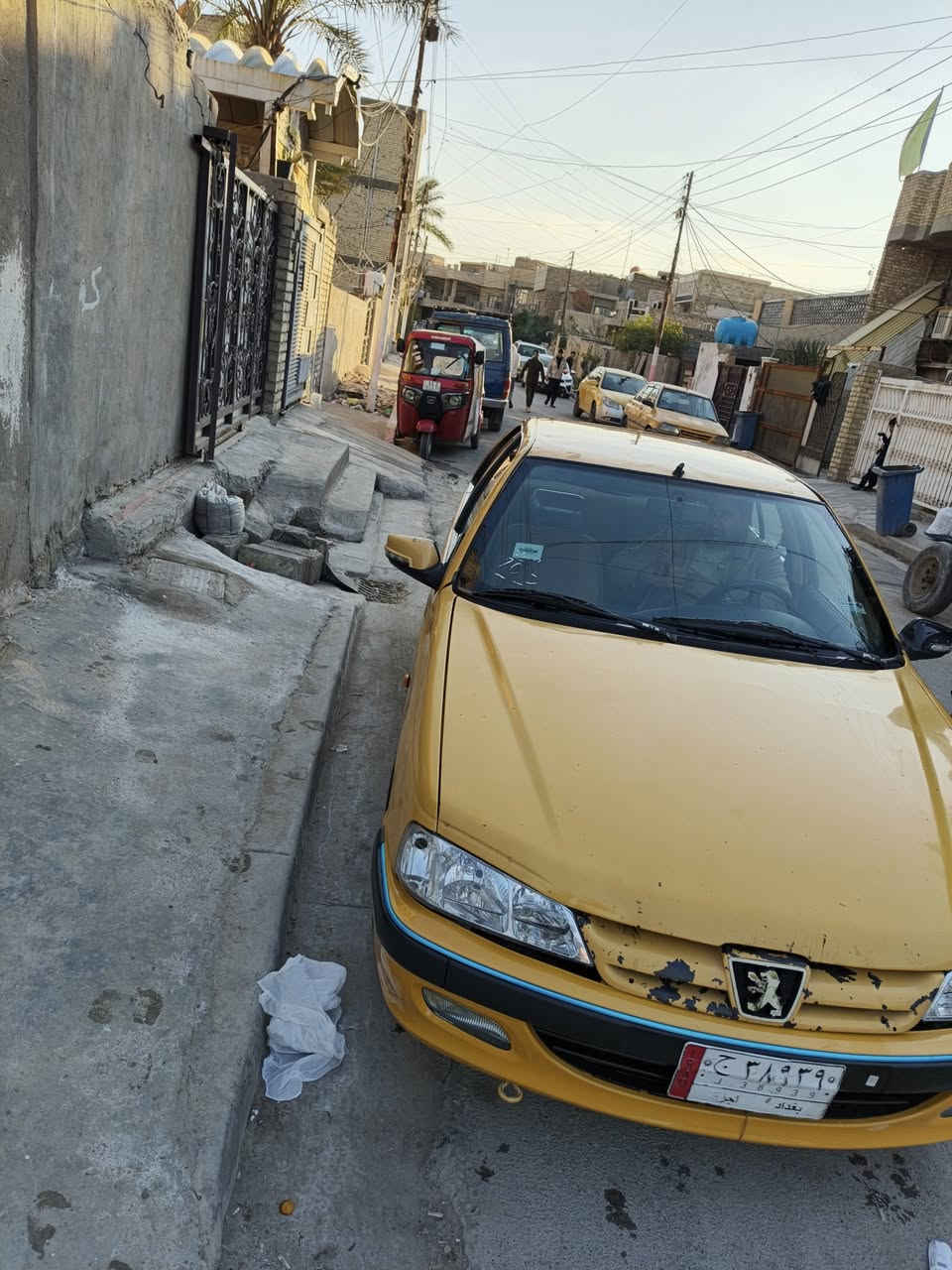 سلام عليكم سيارة بيجو بارص سيارة موديل 2015 سيارة حلوة ونضيفة سعر 45وبيهة مجال 
رقم لهاتف 
***********
