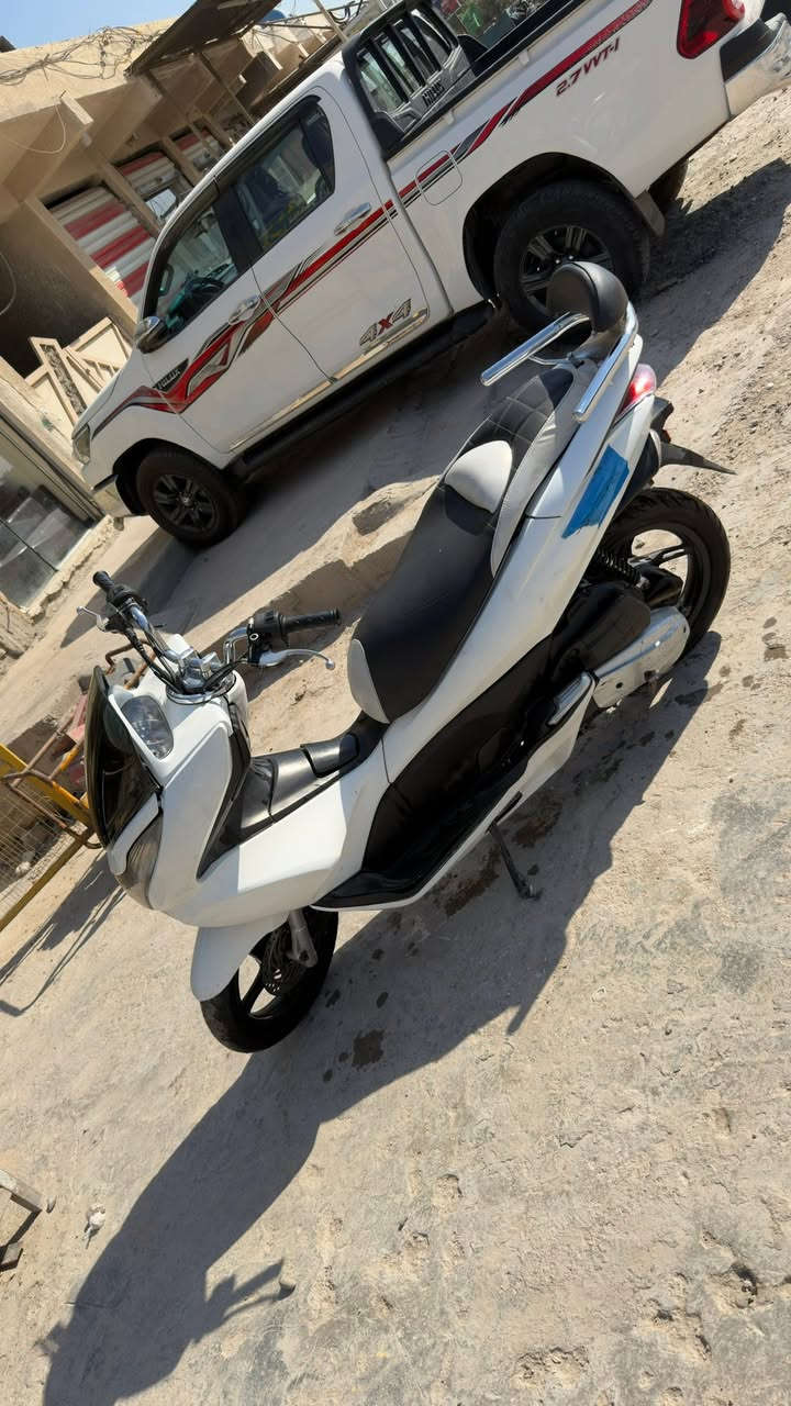 بيسي اكس جيل الاول للبيع  دراجه نضيفه مكينه مامفتوحه  عنوان بغداد مدينه الصدر السعر ١٣٠٠ وبيه مجال حك الجيه ***********

