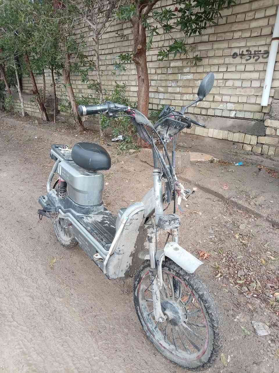 نقص بطاريات وملف ضعيف سرعه لماشا بيه عواج
سعر 100 وبيه مجال بسيط


**إذا كنت صاحب هذا الإعلان وتريد حذفه لأي سبب، رجاءا أرسل رسالة إلى الدعم الفني**