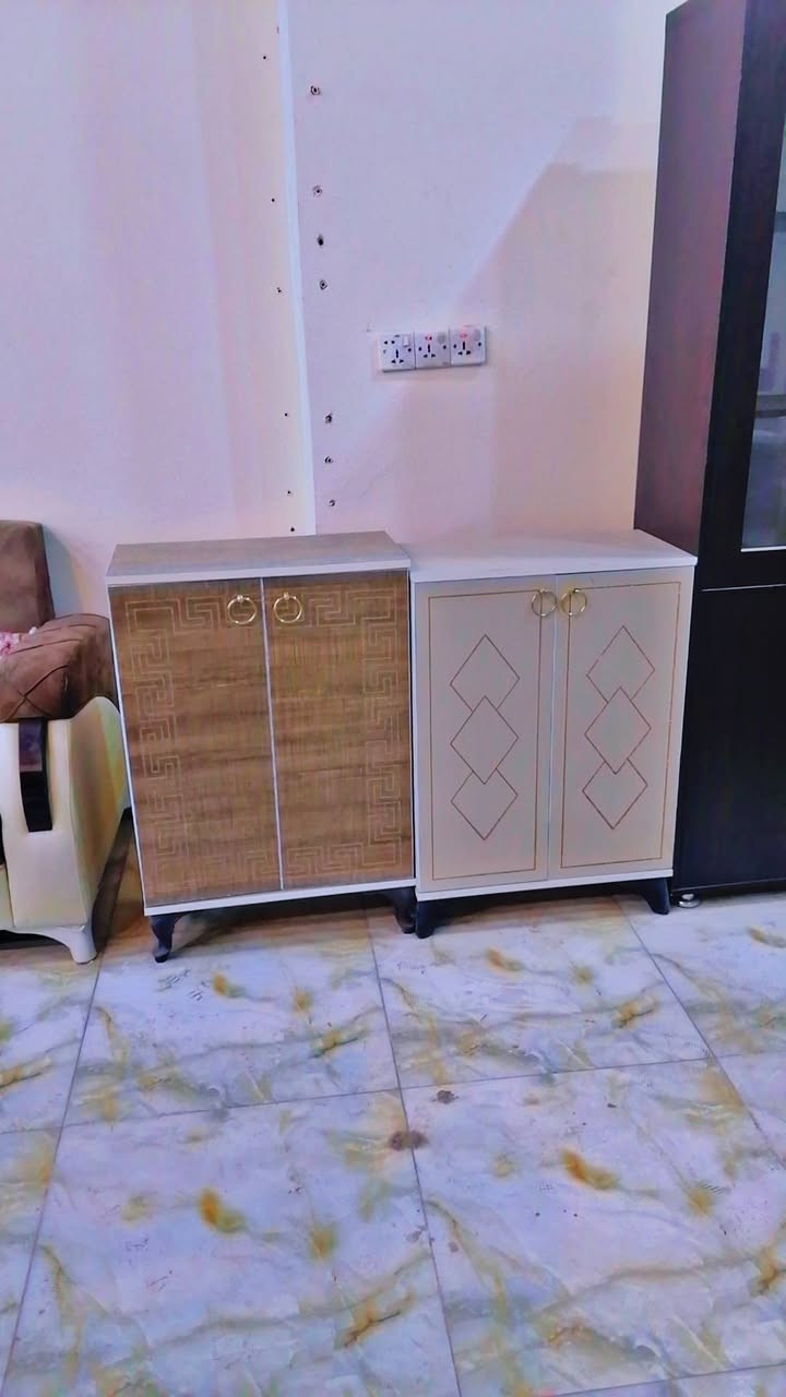 التحرير شارع جامع الصديق معرض ومزاد الجوهره مجاور محطة النبع الصافي ***********
