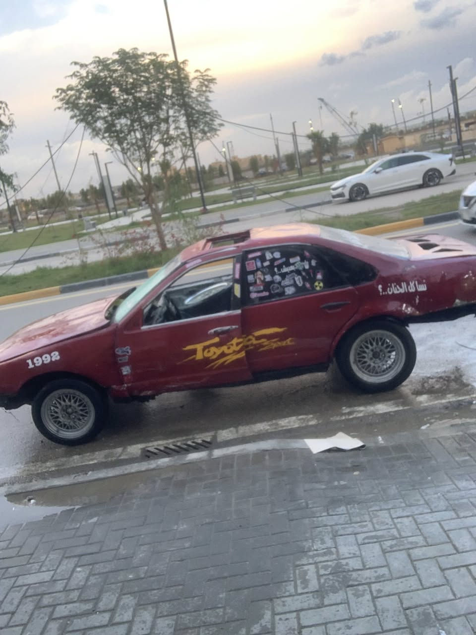 السلام عليكم نيسان التيما 92رقم وسنويه مكينه 3000 وكير.  وحداديه جديده كامله مابيها نقص لدعاميه لكدام موجوده وكو غراضها موجودات لسعر18 وبي مجال بسيط ***********
