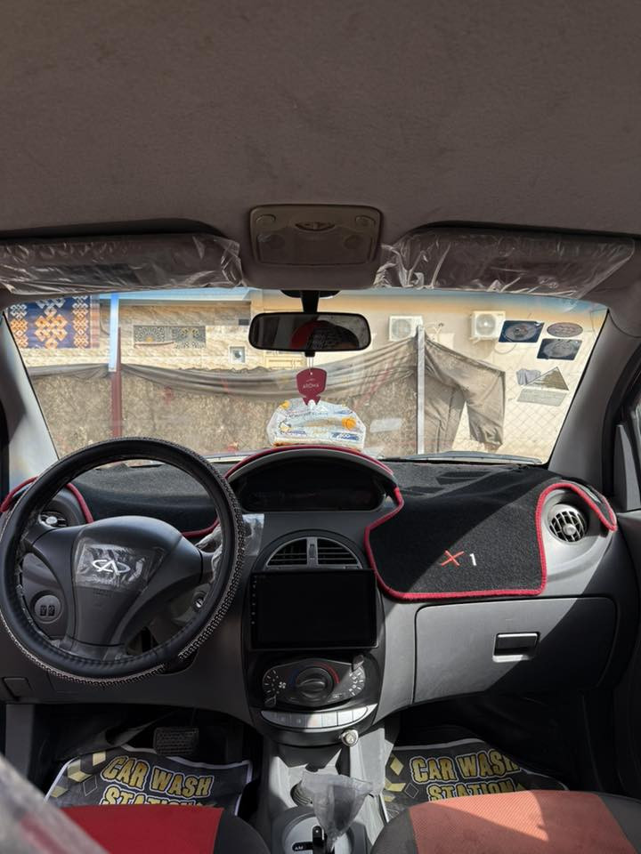 السلام عليكم
شيري اكس وان للبيع موديل ١٤
مكفولة كفالة عامة رقم بغداد انكليزي 
السعر ٥٥ ورقة وبيها مجال  
***********
