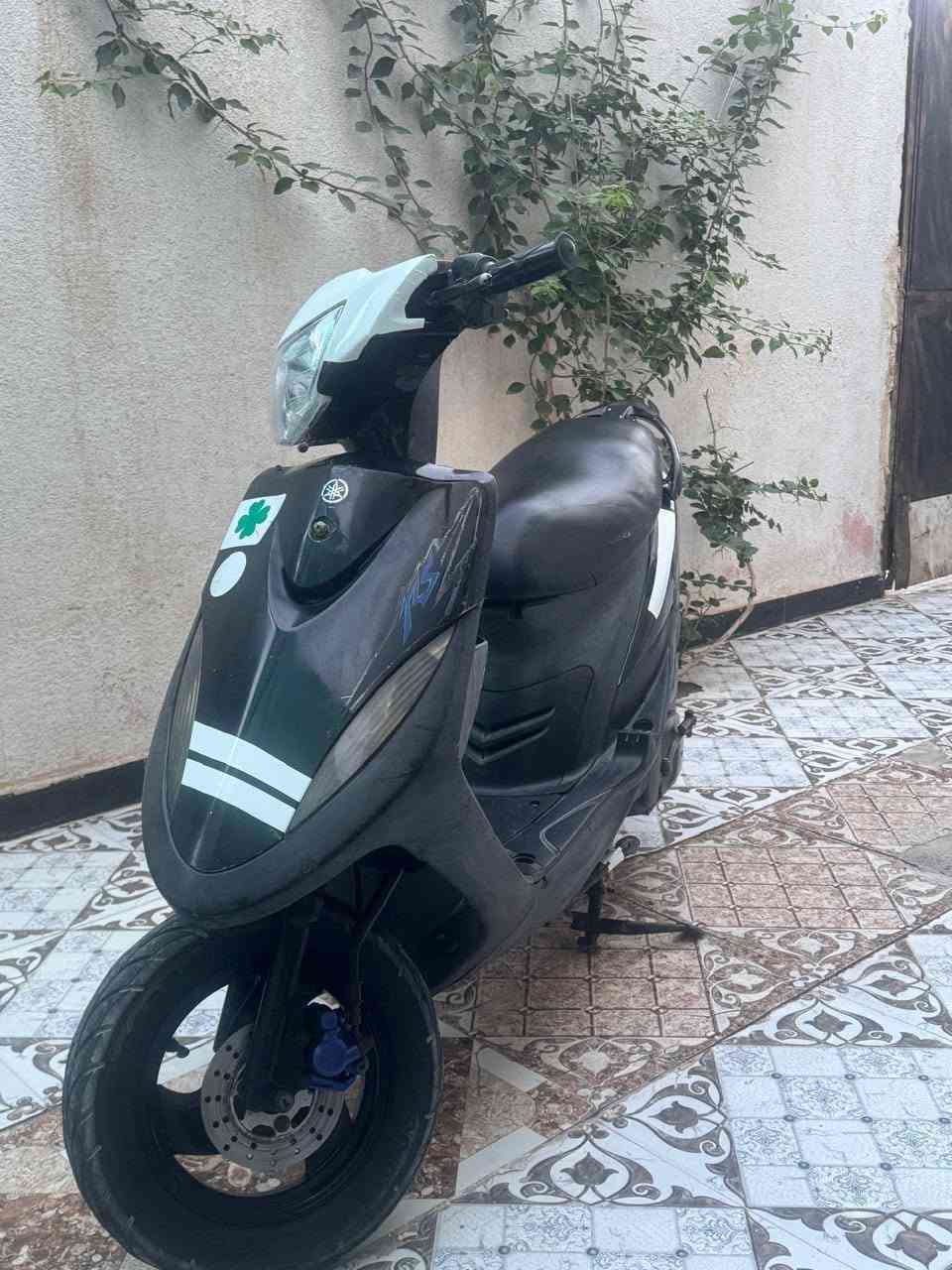 دراجه ماكس عدله رمبه كلشي شغال ابلاديه اخو الجديد 
السعر 700او بيهه مجال للشراي 
الموقع الجزيره شط العرب شارع الصقر  
***********
