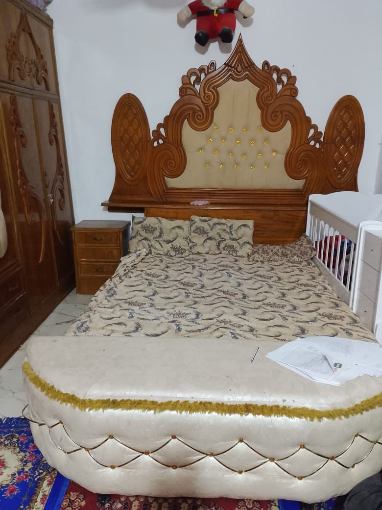 غرفه تسكام للبيع غرفه جديده مناقصه شي بيع مستعجل سعر الشراء بمليون و700 وسعر البيع بمليون قفل للاستفسار ***********
