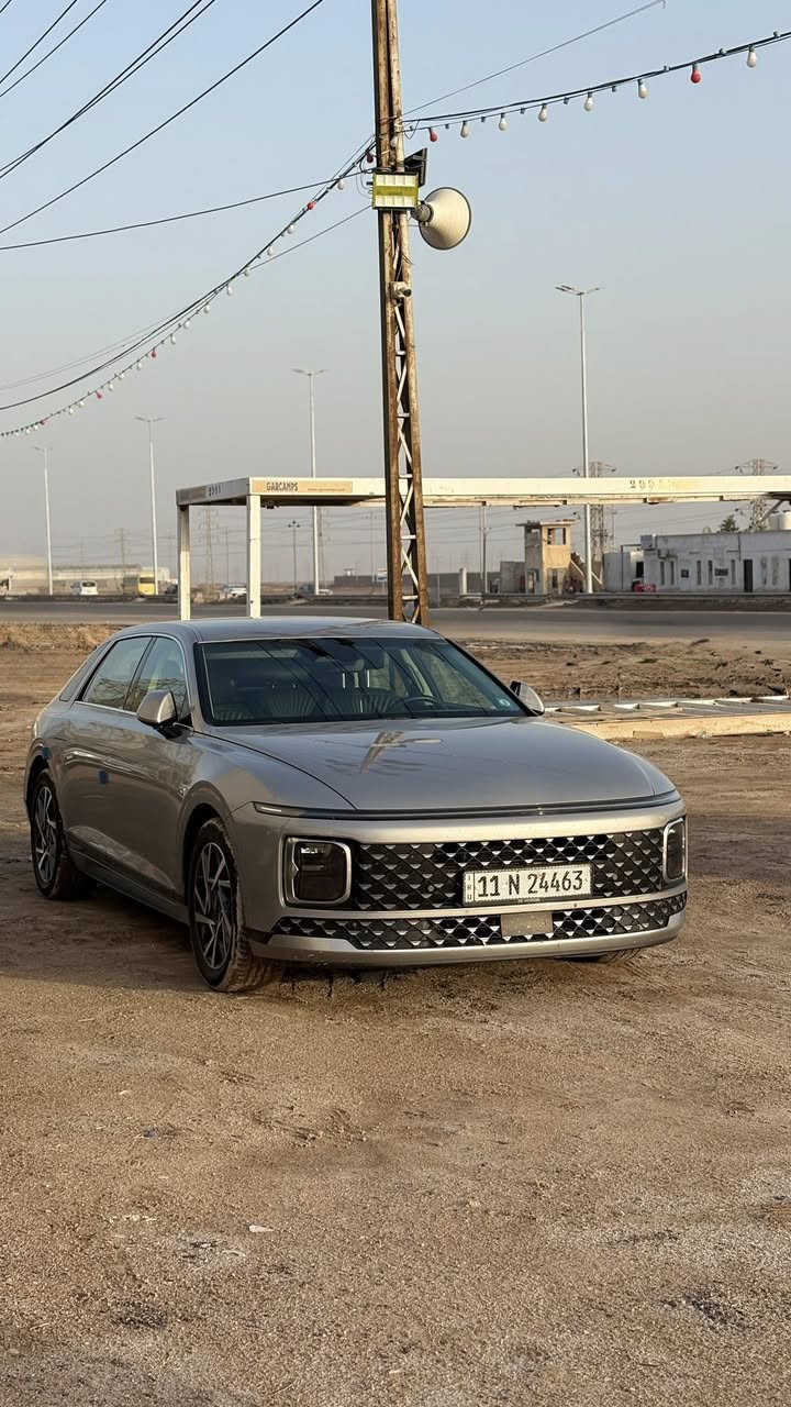 ازيرا ٢٠٢٥ غاز v6 3.5 
كلين وارد كوري
ماشية ٥٠-٦٠ الف كيلو
مابيها اي ملاحضة سيارة زيرو
السعر ٢٧٥ ورقة ومجال تعامل بسيط
العنوان : البصرة
الرقم : ***********
واتساب : 0784210059
