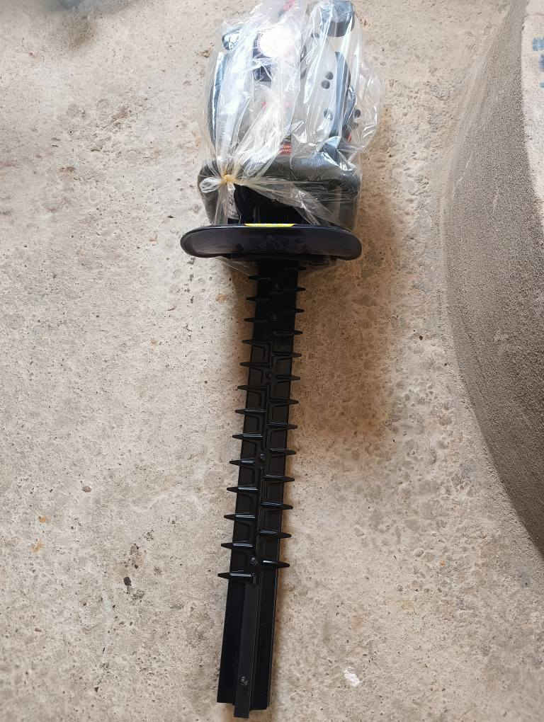 للبیع مشار🪚 تقلیم نینیا بانزین صيني وارد اوروپی
جديد مامستخدم بعد ✅شرط معا كابريتر او ملحقاته
سعره110💵الفمكان كركوك رقم***********
*********** كركوك, العراق
