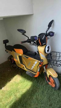 للبيع x900 مواصفات معروفة   السعر 610 وبي مجال  الشراي يتصل 0770959340...