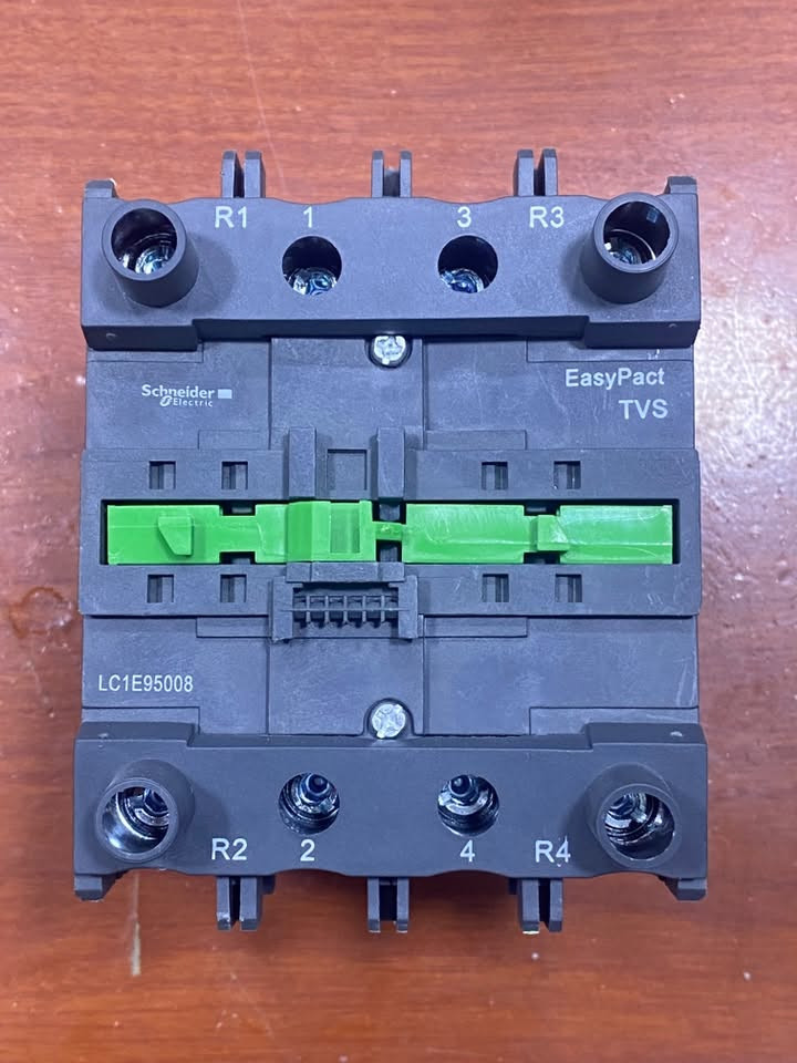كونتكتر ABB125A
كونتكتر LSبازبر 160A
كونتكتر LS160A
كونتكتر LS135A
كونتكتر شنايدر فاتح غالق 50A
كونتكتر شنايدر50Aعادي
كونتكتر شنايدر رباعي 125A
(***********)
