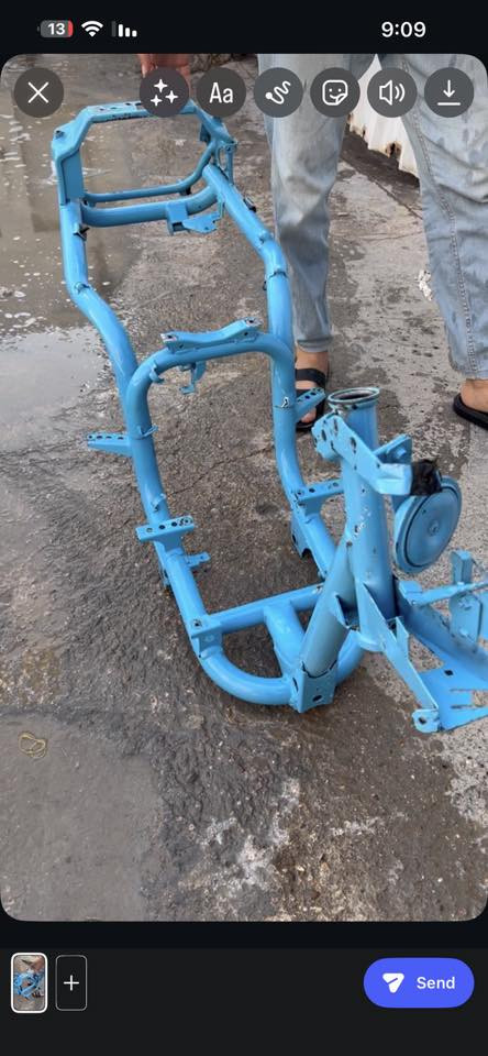 شاصي للبيع نضافه كدام عينك صبغ حراري واللون ولا غلطه 🩵 اكفلك يا سرقة ومن كلشي السعر 75 الف ومتواجد خاص ومتواجد واتساب ***********
