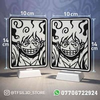 إذا تحب الأنمي وتدور قطعة بسيطة ومرتبة تضيف لمسة حلوة لغرفتك أو مكتبك،...