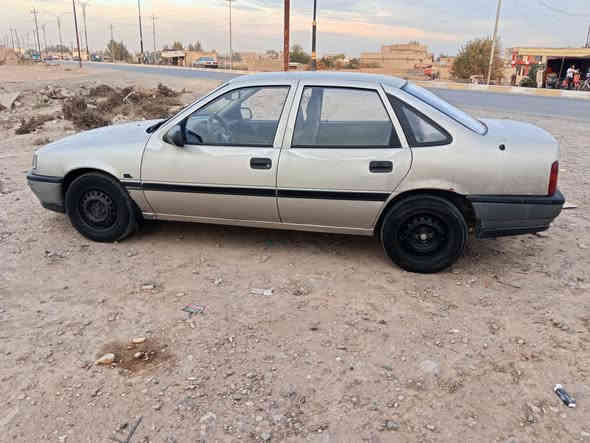 السلام عليكم للبيع اوبل فكترا 16رقم نينوى الماني 1992شرط الوكالة انطيك وكالة ربط ماندل راعيها سيارة وضع شركة شرط بدون خياس مال جناي محرك 16قايش عريض المرغوب وكير شرط فول نشاط وصدر جديد وتواير جدد كهربائيات كلو شركة السعر 37وبيها مجال ترهم مراوس بسيارة كير اوتماتيك انطي فرق اخذ فرق يرهم التصال *********** مكاني الشرقاط
