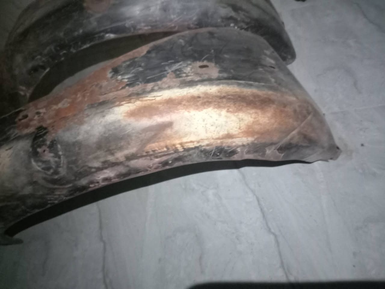 للبيع *********** مكان الفلوجه السعر ٤٠٠  ألف
