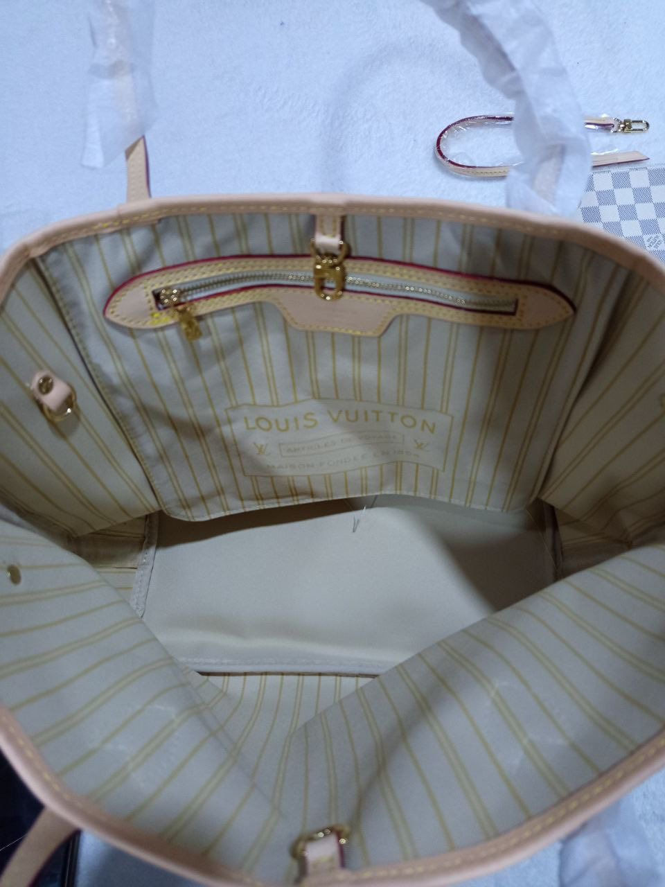 لويس فيتون


**إذا كنت صاحب هذا الإعلان وتريد حذفه لأي سبب، رجاءا أرسل رسالة إلى الدعم الفني**