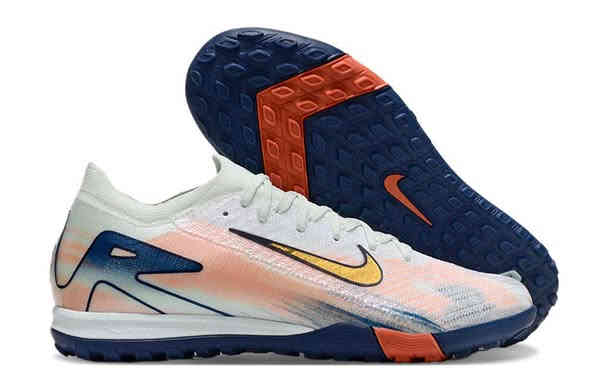 حذاء كرة القدم أصلية
إصدار   2026
رقم الواتس اب ***********
السعر خاص
