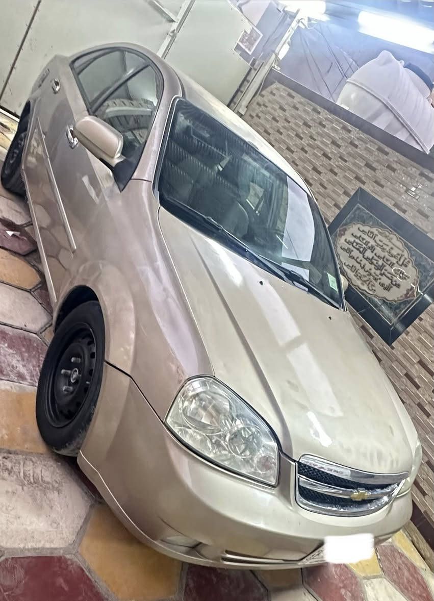 السلام عليكم 🫡
اوبترا خليجي موديل 2007
كير اوتوماتيك ✈️
مكفوله كفاله عامه من الضربه 
بيها صبغ قطعتين فقط  والباقي بدون 
صبغ 
كير ومكينه  وحداديه كفاله 
سياره جديده مال جناي 
تخم تاير جديد 
تدفئه تبريد   شغال 
رقم بغداد 
مكاني حله المركز 
السعر 62
للاستفسار اتصل
***********
ابو فهد
